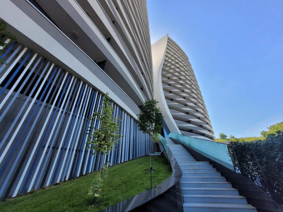 Wings Luxury Suites Cluj-Napoca Exterior photo